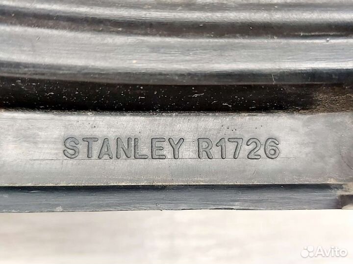 Фонари задние Mitsubishi Pajero 3