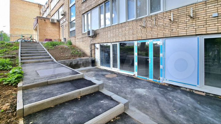 Коммерческое помещение в Бизнес центре, юзао (№15)