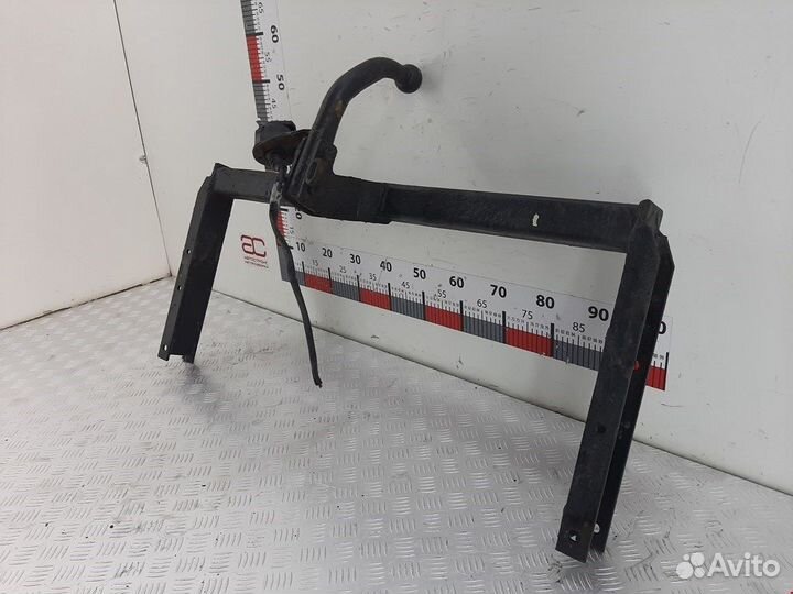 Фаркоп для Volkswagen Passat 5