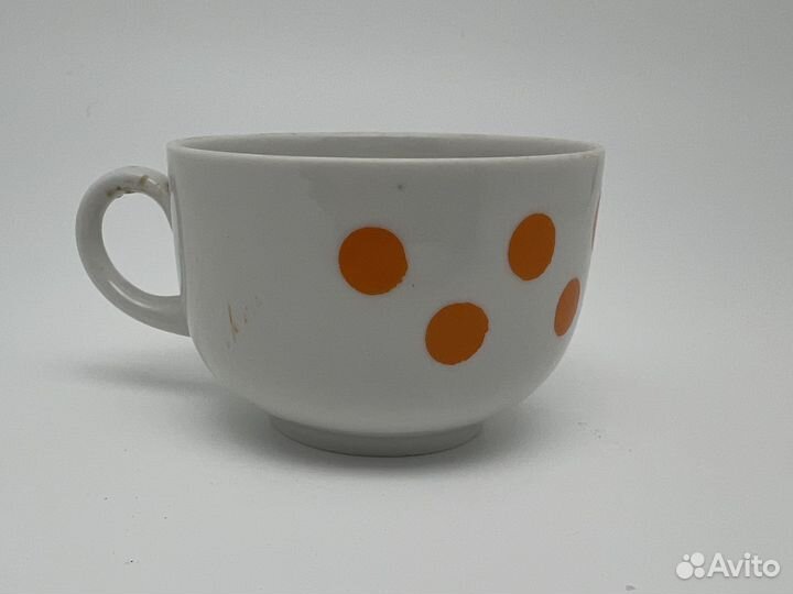 Маленькая чашечка в горошек