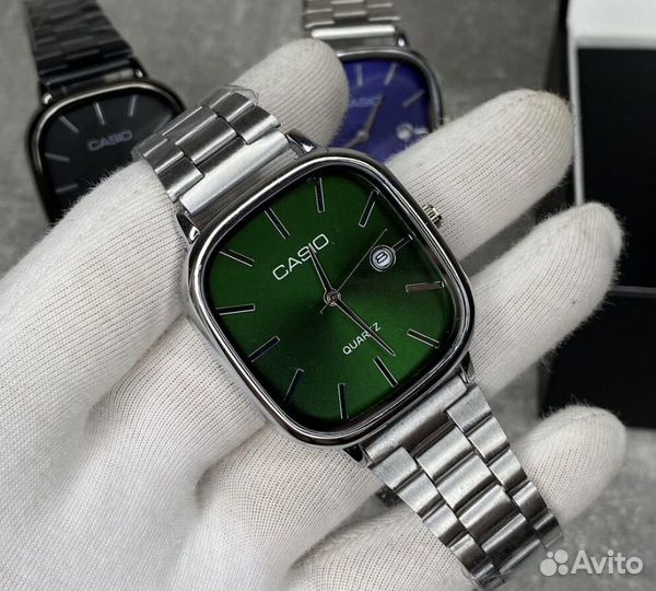 Наручные часы Casio два цвета черные и зеленые