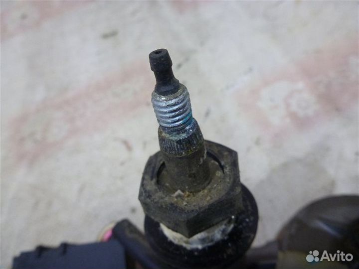 Мотор стеклоочистителя задний Chevrolet Aveo T250