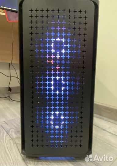 Новый современный игровой компьютер с RTX 4060 Ti