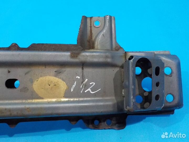 Усилитель переднего бампера mazda 3 (BL) 2009-2013