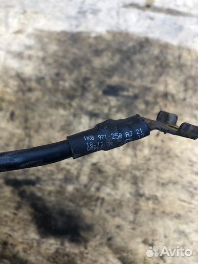 Провод массы VW Passat B7