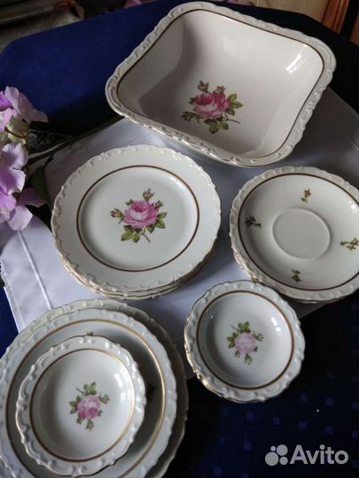 Салатник,блюдца винтаж