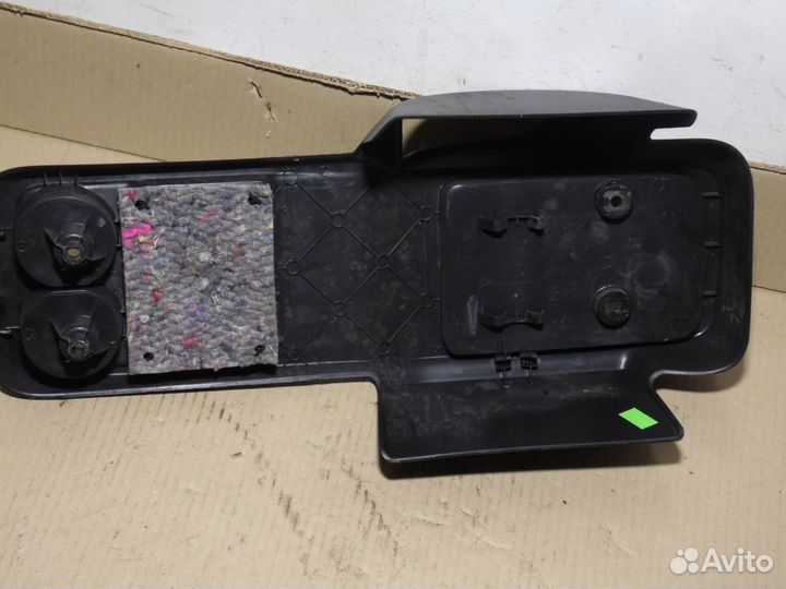 Накладка консоли ручника Пежо Партнер Типи Б9