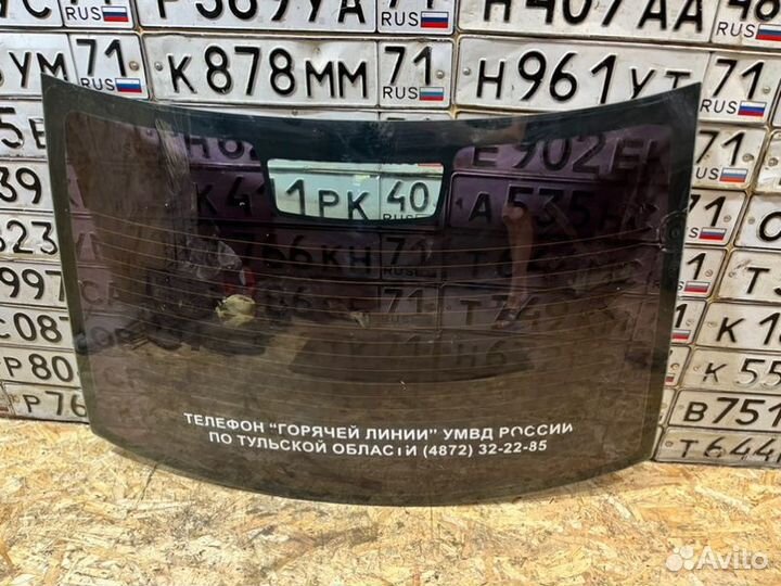 Заднее стекло Ford Focus 2 седан 1.8 2008