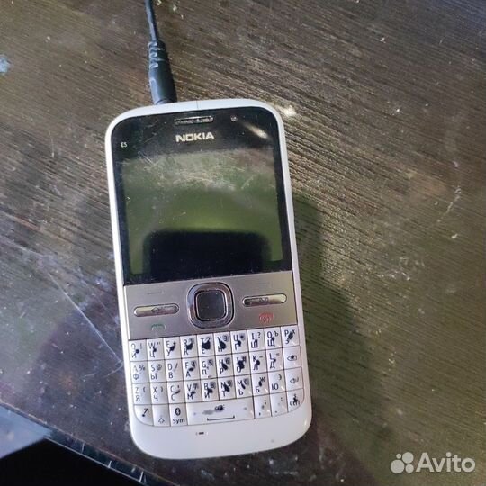 Nokia E5, 512 МБ