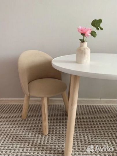 Детский стол и стул