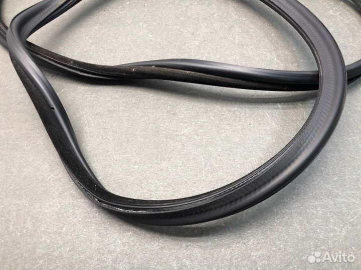 Уплотнитель багажника Bmw 3-Series E46 M43B19 1998