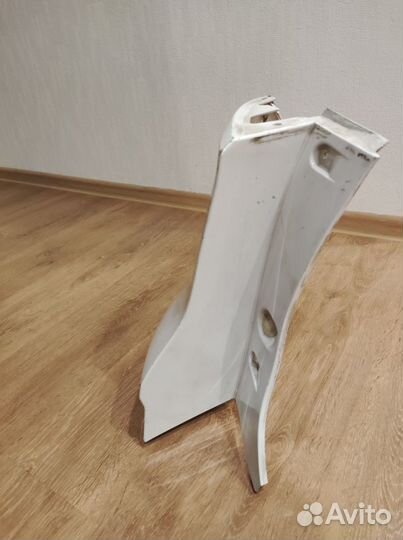 Ford Kuga накладка заднего бампера левая