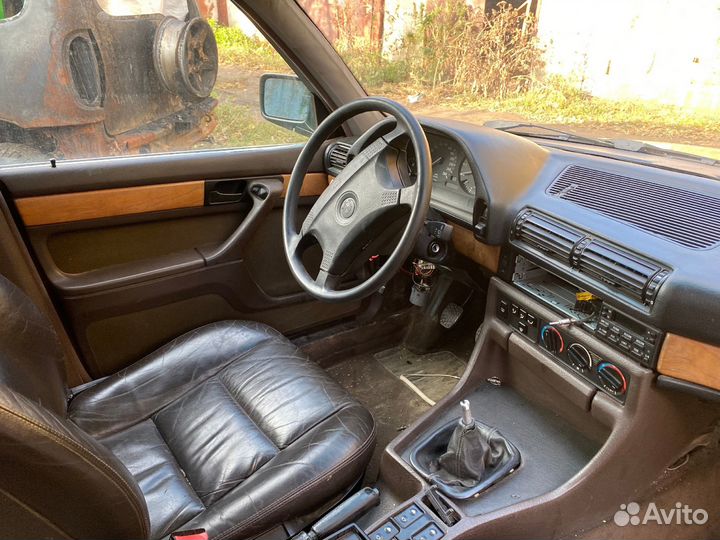 BMW e32 730 в разбор
