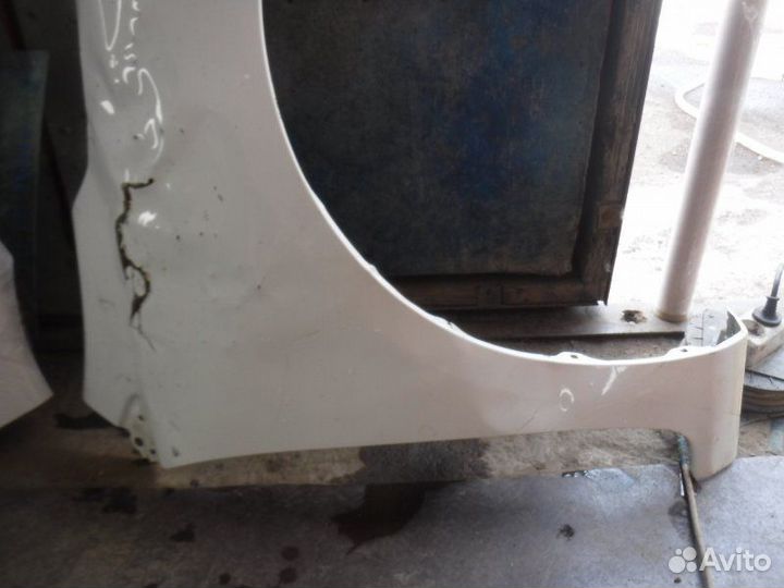 Крыло переднее правое Toyota Corolla 151 1ZR 2011