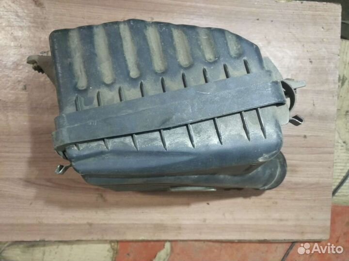 Корпус воздушного фильтра Zaz Chance Lanos