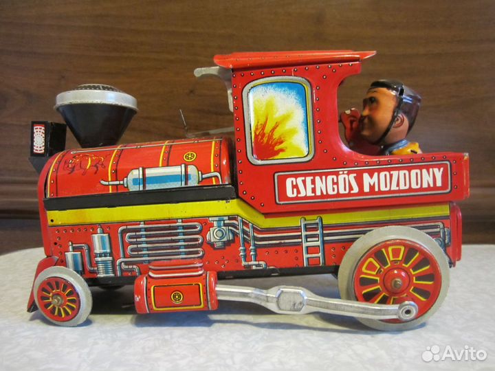Паровоз. венгрия.жесть. из 70-х