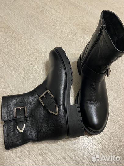 Полусапоги новые geox 40 размер