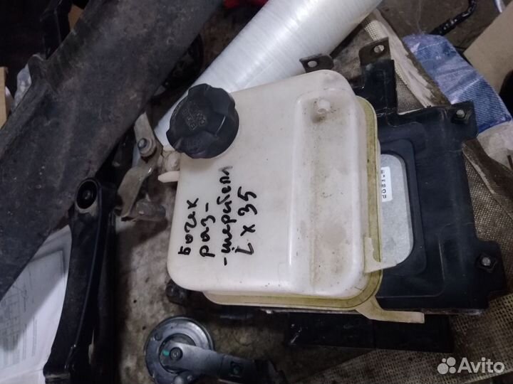 Расширительный бачок Kia Sportage 3 Ix35 10-15