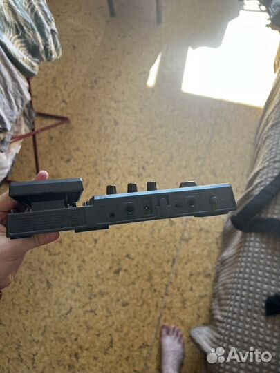 Бас Гитарный процессор zoom 708