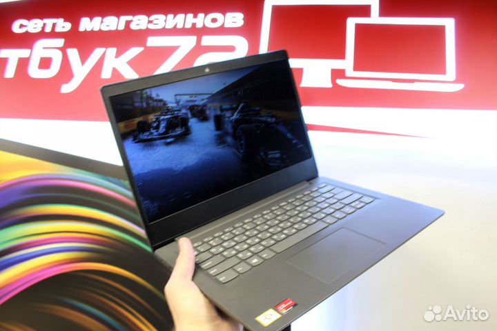 Ноутбук Lenovo. 14 дюймов экран / SSD