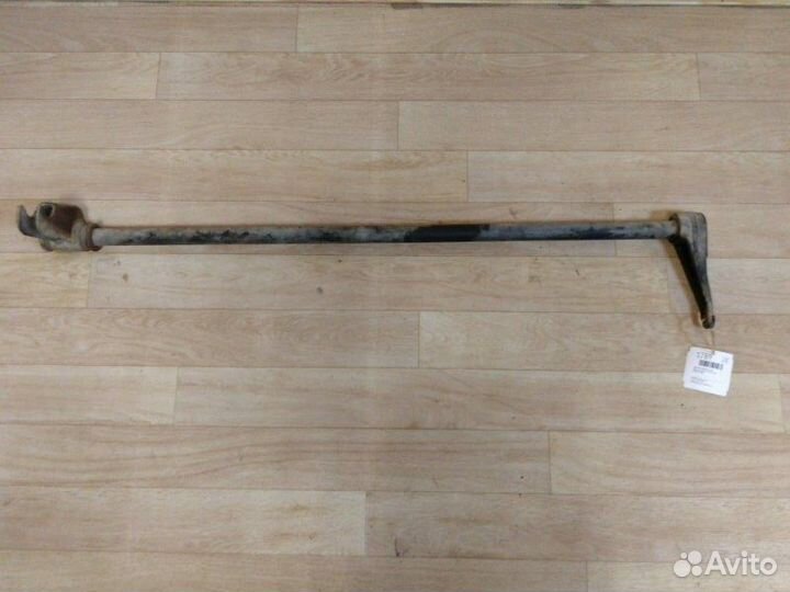 Торсион подвески правый Nissan Urvan E24 TD23 1989