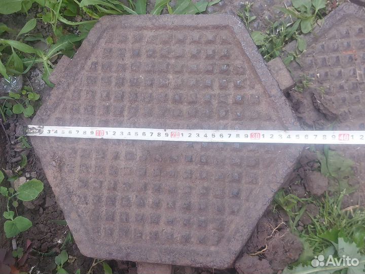 Металлическая плитка