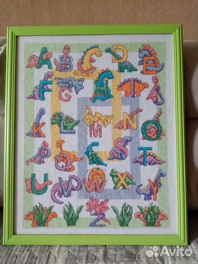 Вышивка алфавит. Ручная работа