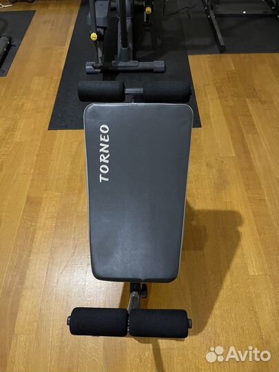 Скамья для пресса и гиперэкстензии torneo