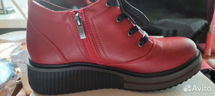 Ботинки женские новые 38 размера