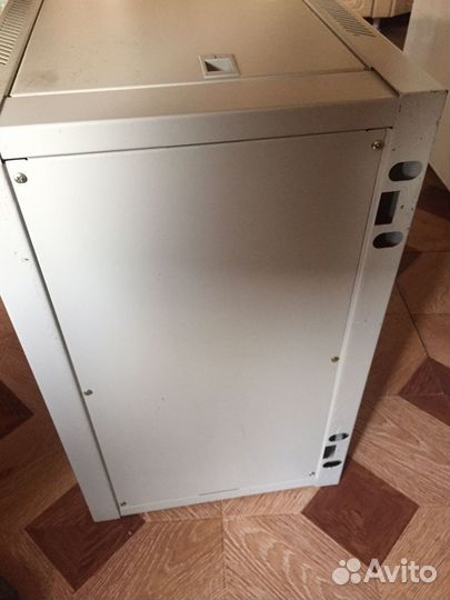 Шкаф TWT настенный Pro 18U 600x800 стеклянная двер