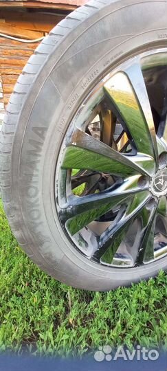 Колеса в сборе r17 летние