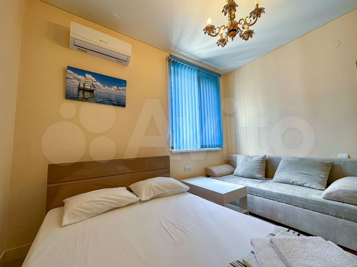 Гостиница 1000 м² (Абхазия)