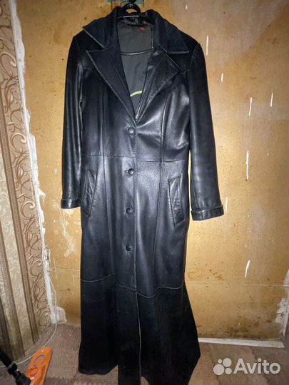 Кожаный плащ