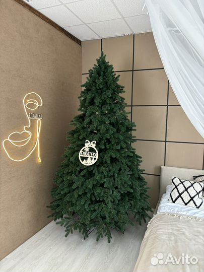 Елка искусственная