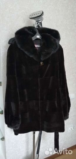 Шубка из бобрика 44-46р