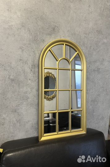 Зеркало окно в золотой раме. Неоренессанс