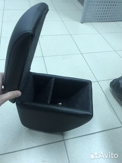 Подлокотник Hyundai Solaris хендай солярис