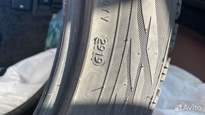 Nokian Tyres Hakkapeliitta R3 275/45 R21