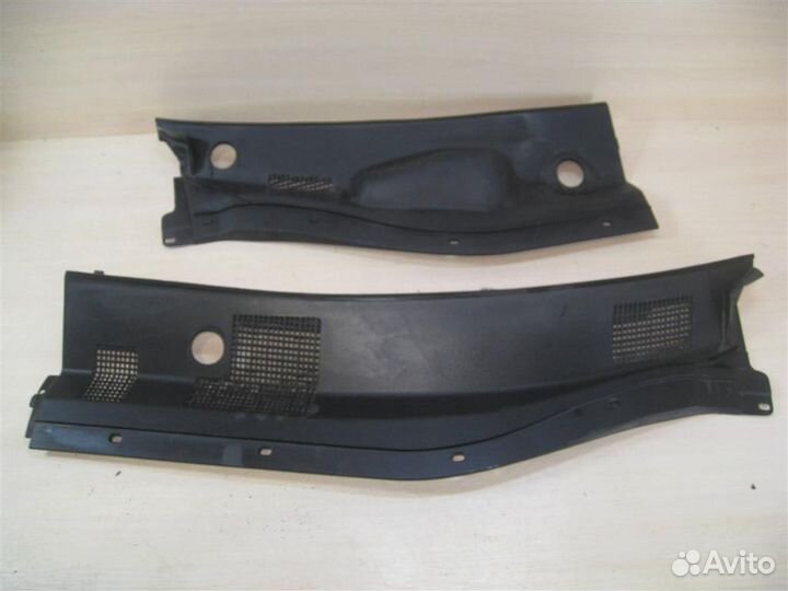 Решетка стеклоочистителей Lexus RX300 (MCU15) 2002