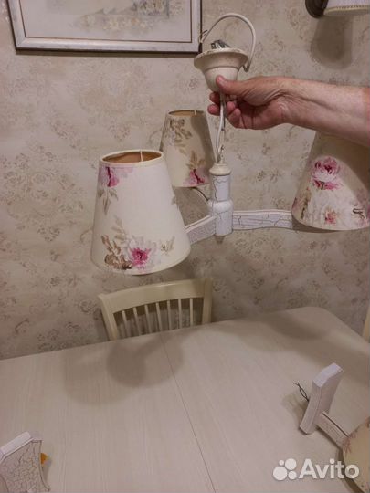 Настольная лампа