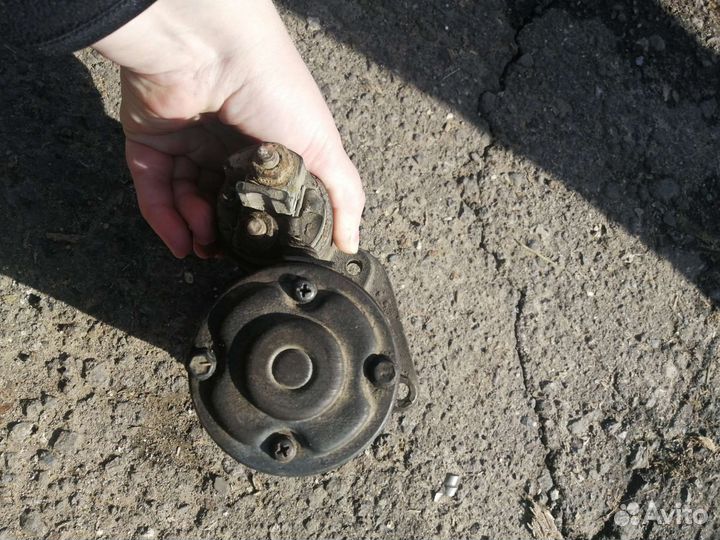 Стартер Рено Логан 1