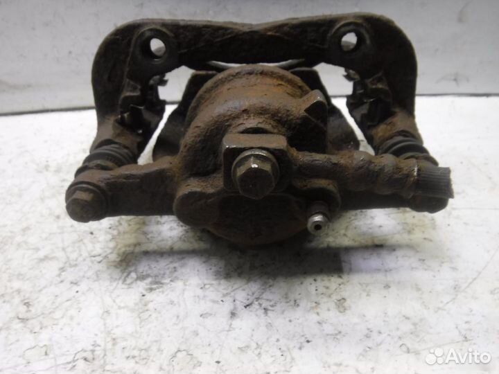 Суппорт передний левый Opel Corsa C 2000-2006