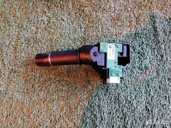 Переключатель подрулевой (света-поворотников) D655