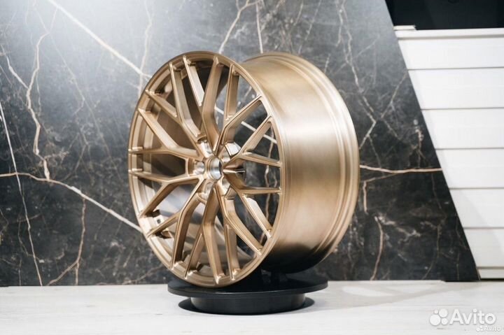 Кованные диски R22 Audi RS Q3