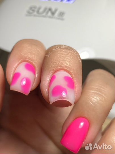 Маникюр с покрытием гель-лаком