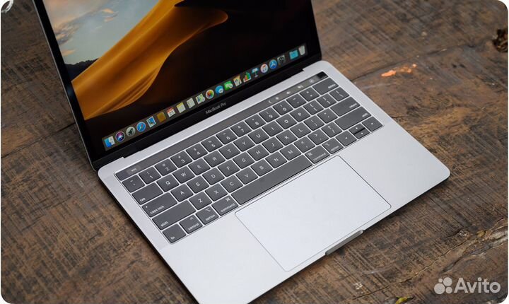 Macbook pro 13 2019 touch bar
