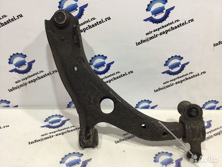 Рычаг передний нижний левый Mazda 3 BM BN 2013-201