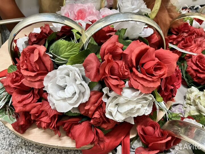 Украшения на свадьбу для автомобиля