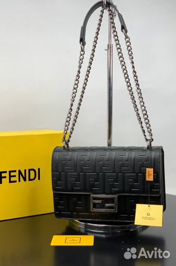 Женская сумка Fendi (хит 2023 )