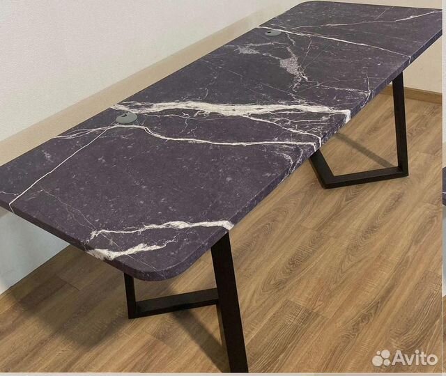 Компьютерный стол 'Convenient Animation'